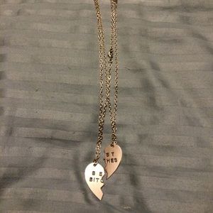 Best Bitches necklace