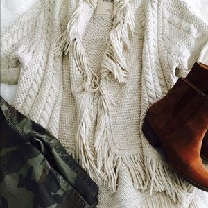 Beige short sleeve Fringe cardigan