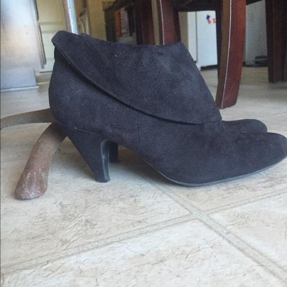 Black swade booties