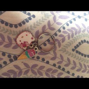 Hello kitty ring