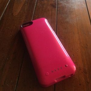 Mophie charging case for iPhone 5/5s PINK