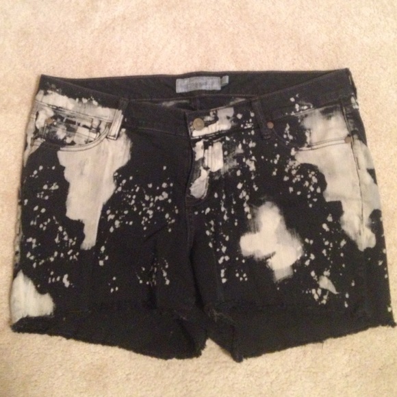 torrid Pants - Black & white short shorts