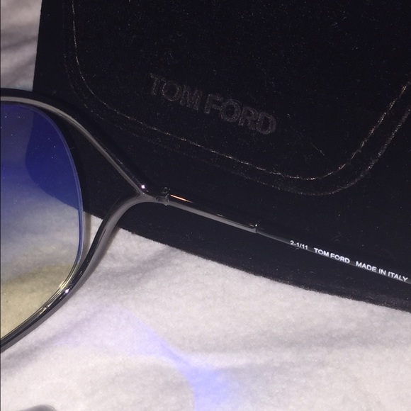 Tom Ford Sunglasses - Picture 3 of 4