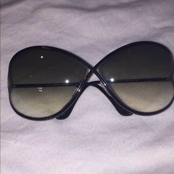 Tom Ford Sunglasses - Picture 4 of 4