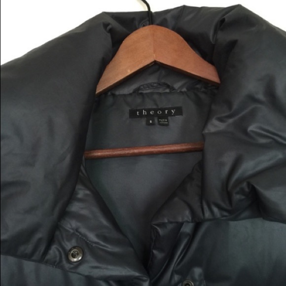 Theory down puffer vest in metallic dark grey - Picture 3 of 3