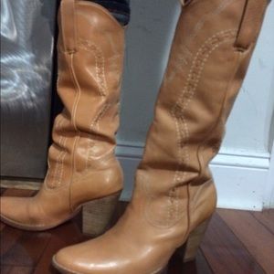 Light caramel cowboy boots