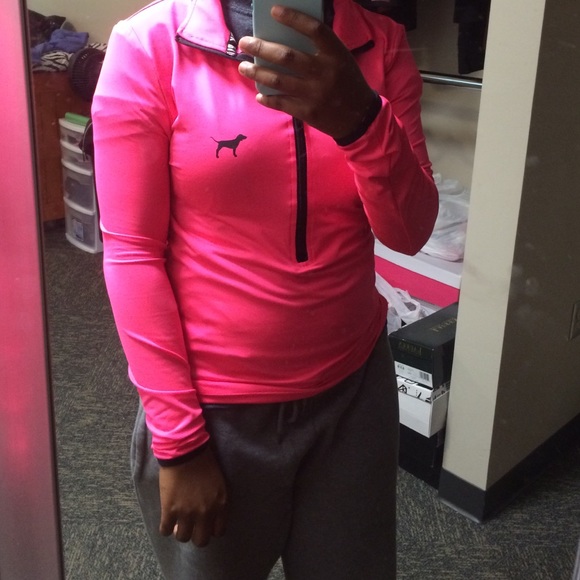 🚫SOLD🚫PINK ultimate zip hoodie 💕💕 - Picture 3 of 3