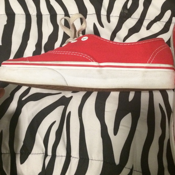 🚫SOLD🚫 Red Vans - Picture 4 of 4