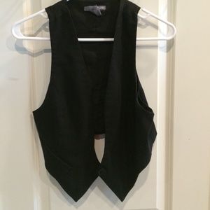 Short Vest