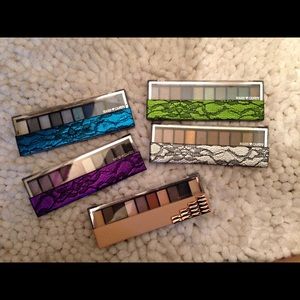 Set of Hard Candy Top Ten Eyeshadow