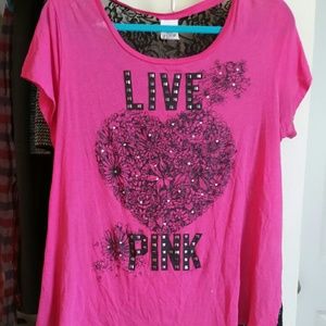 Victoria secret / Pink shirt.