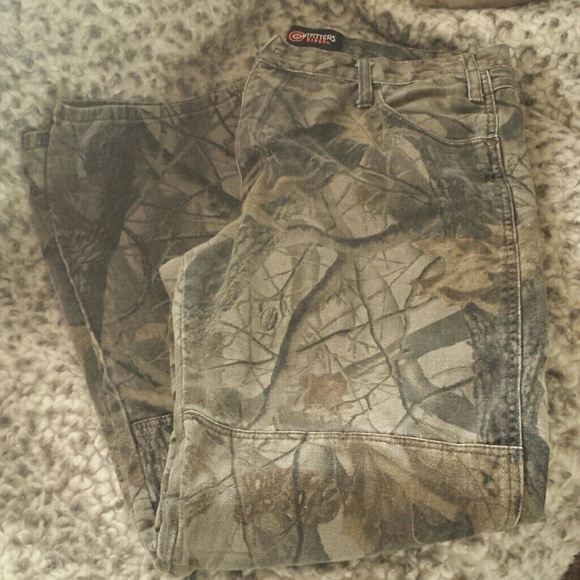 Camouflage jeans