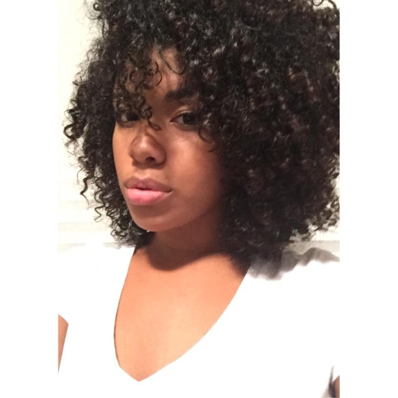 Meet your Posher, Briana - Picture 1 of 1