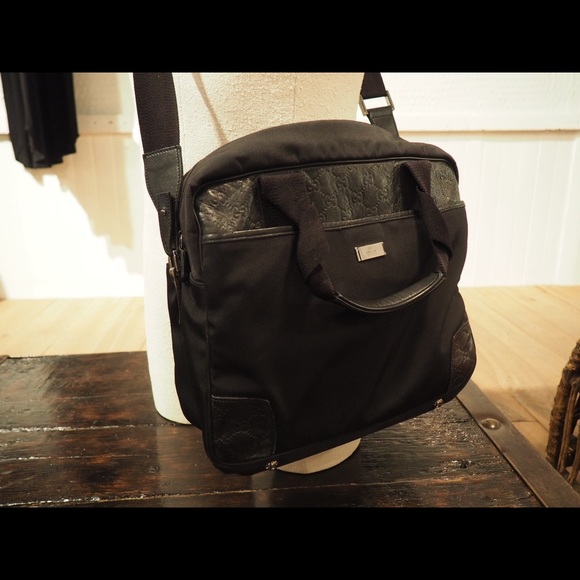 Gucci Bags Authentic Used Gucci Messenger Bag Poshmark