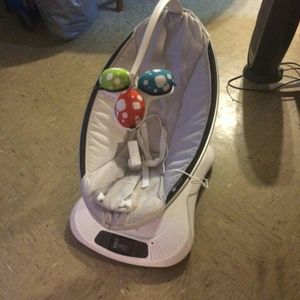 4moms mamaroo swing
