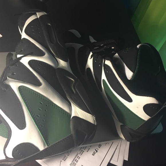Reeboks - Picture 2 of 4
