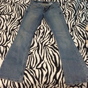LEVI'S BOOT CUT JEANS size3