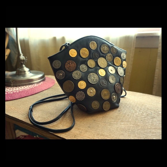 Otello Paris Handbags - Vintage Otello Paris purse!