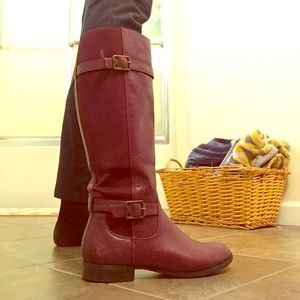Isaac Mizrahi maroon boots