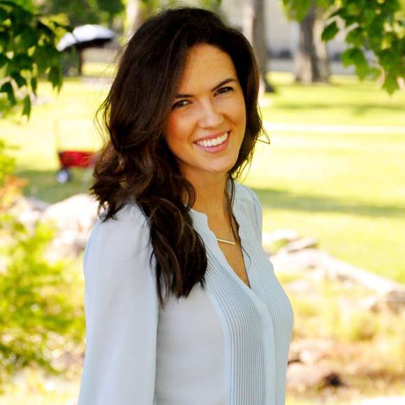 Meet your Posher, Holly - Picture 1 of 1