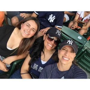 Meet your Posher, Lorri