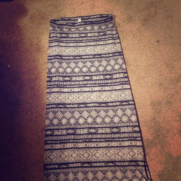 Maxi skirt