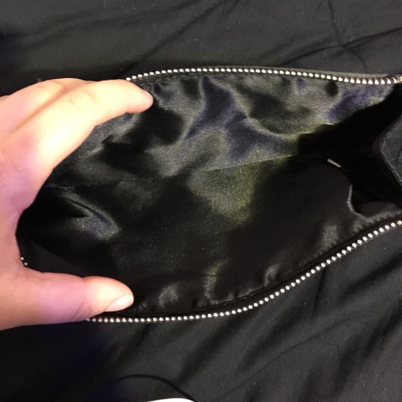 Victoria secret clutch - Picture 3 of 3