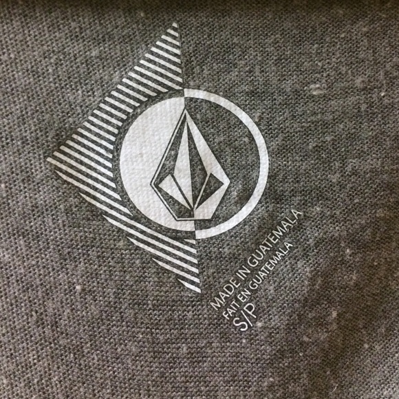 Comfy t-shirt with daisies! TONIGHT ONLY SALE! - Picture 2 of 4