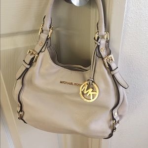 REDUCED- Michael Kors bedford shoulder bag white