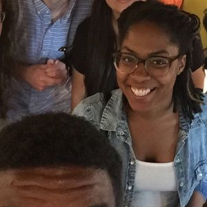 Meet your Posher, Geneva