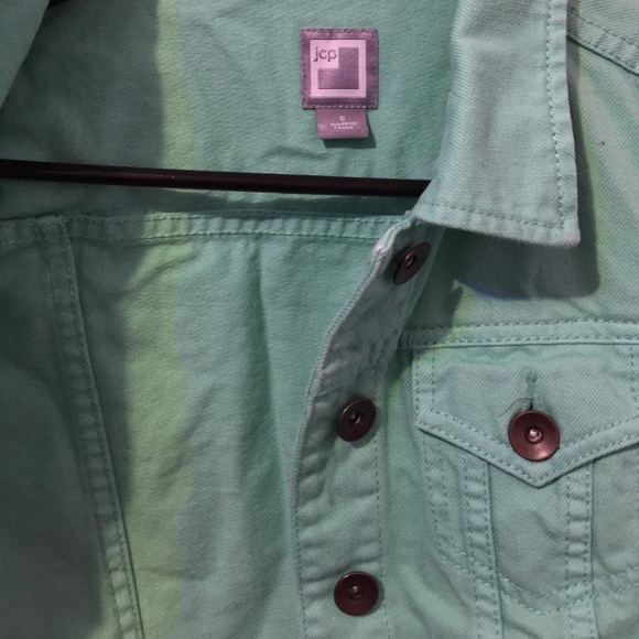 Jean jacket - Picture 2 of 3