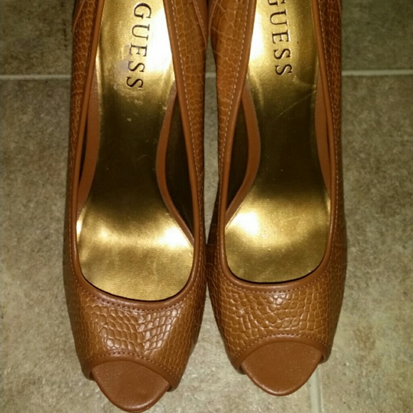 Guess heels