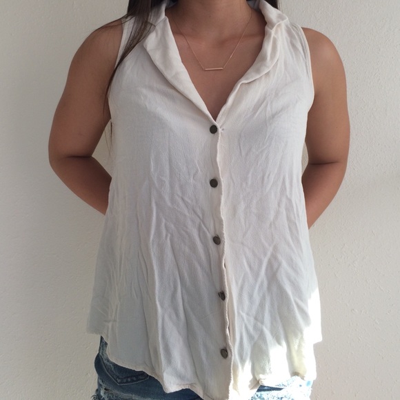 F21 Collar Sleeveless Blouse