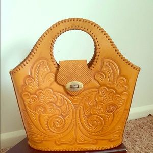 VINTAGE PURSE W/COIN HOLDER