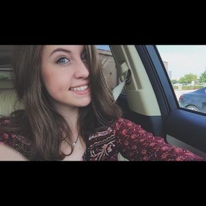 Meet your Posher, Kara