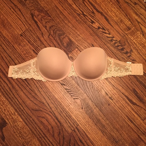 Wacoal 32DD strapless bra