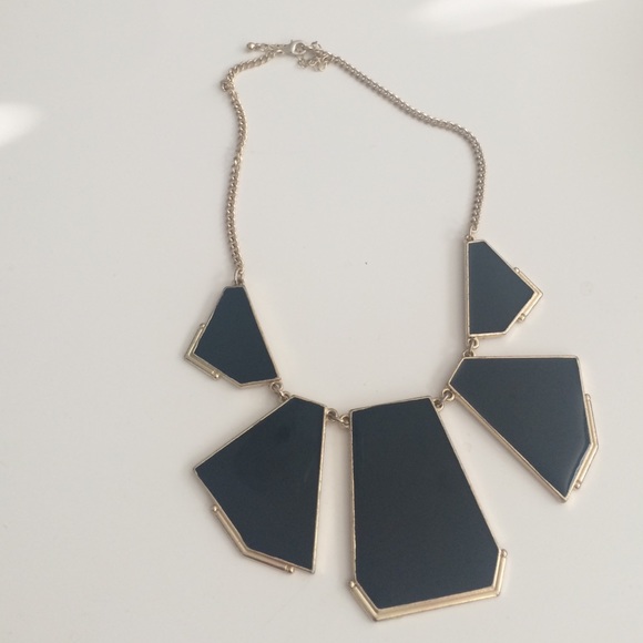 Statement necklace