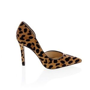 Jessica Simpson NEW leopard heels-meow!