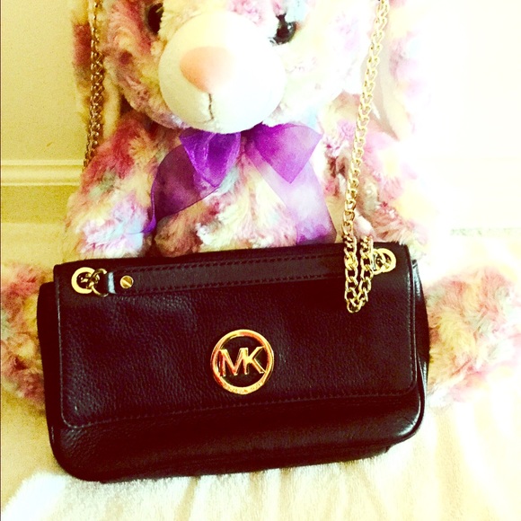 Authentic shoulder MK bag