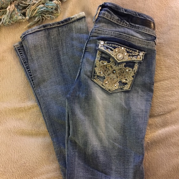 Wallflower Bootcut Jeans - Picture 3 of 3