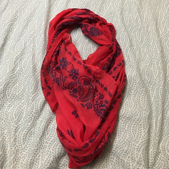 Scarf - Picture 1 of 1