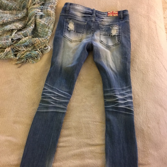 Skinny Jeans 💕 - Picture 3 of 4