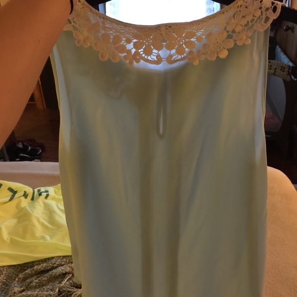 Lauren Conrad Blouse - Picture 2 of 3