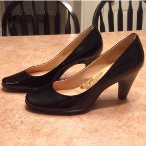 NEW Patent Leather Pumps