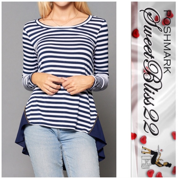💄️Now Available  Blue Striped Top💄 - Picture 3 of 3