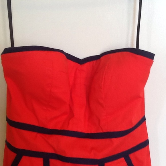 Adorable red Minuet strapless dress - Picture 2 of 3