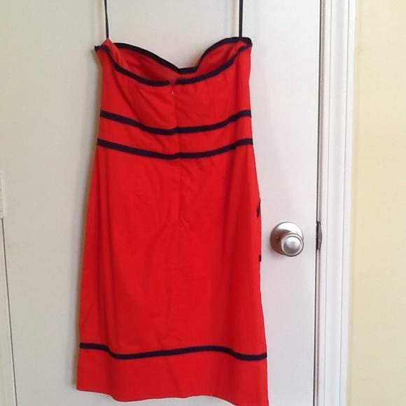 Adorable red Minuet strapless dress - Picture 3 of 3