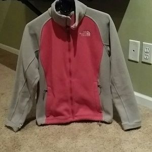 Adorable North face sweatshirt!!!