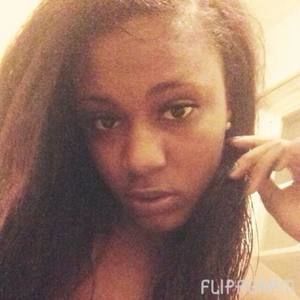 Meet your Posher, Shania