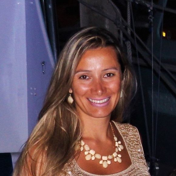 Meet your Posher, Anna - Picture 2 of 3